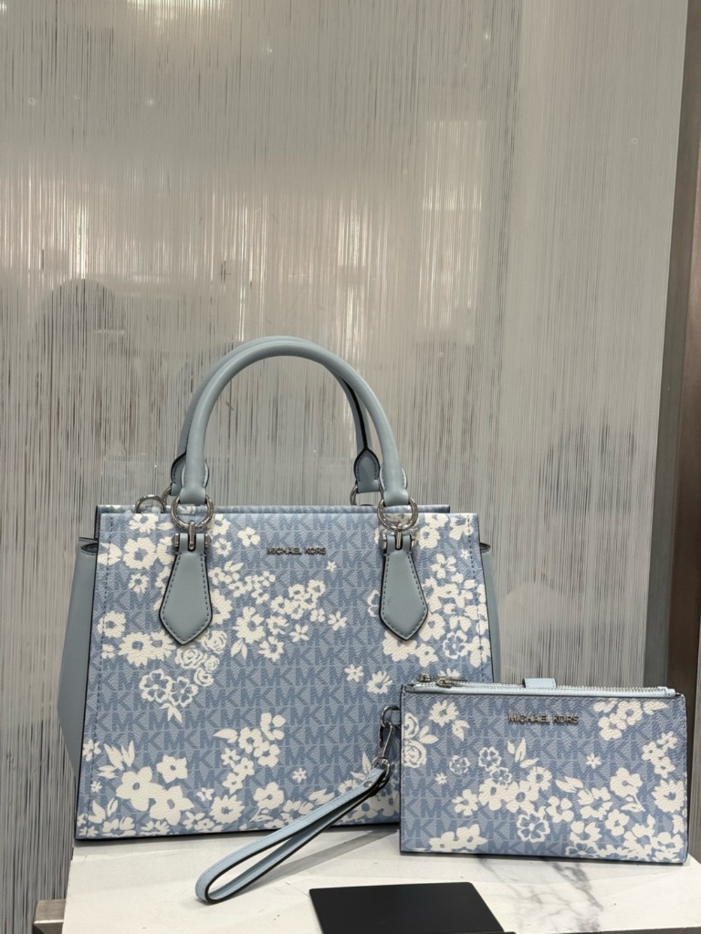 MICHAEL KORS Marilyn Medium Printed Signature Logo Satchel and wallet set